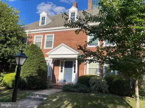 4431 36th St S #B1, Arlington, VA 22206