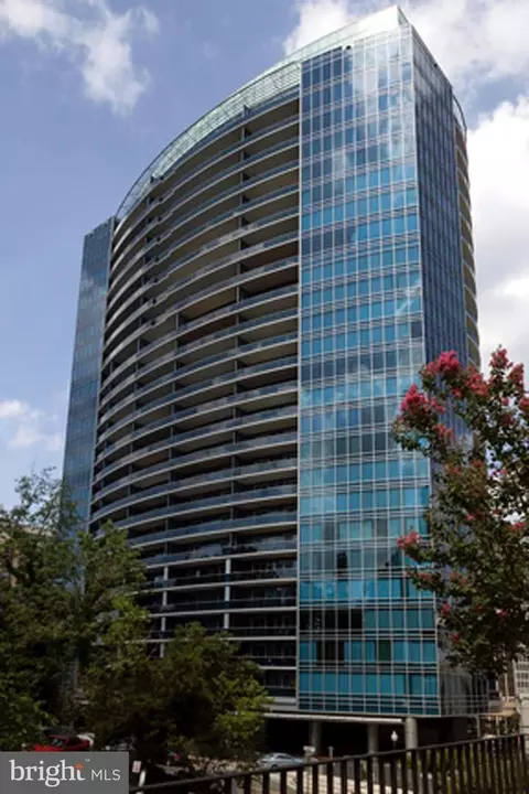 1881 N Nash St #408, Arlington, VA 22209