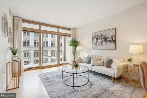 888 N Quincy St #1407, Arlington, VA 22203