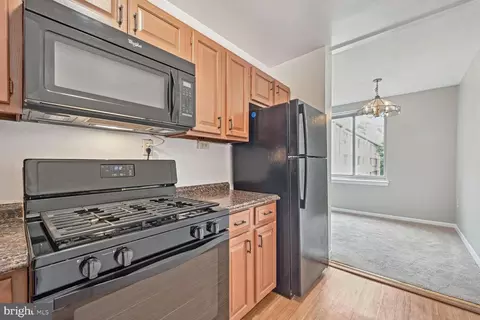 3000 Spout Run Pkwy N #C501, Arlington, VA 22201
