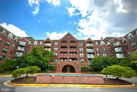 2100 Langston Blvd #G14, Arlington, VA 22201