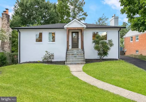 614 S Ivy St, Arlington, VA 22204