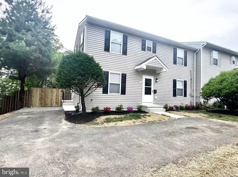 1916 S Glebe Rd, Arlington, VA 22204