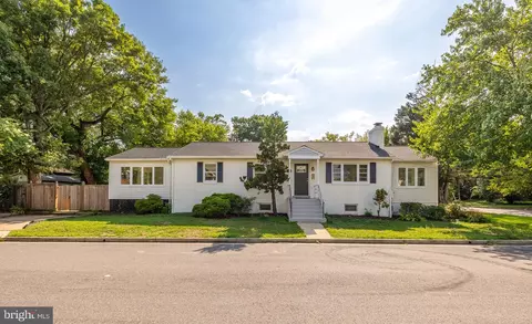 17 S Lexington St, Arlington, VA 22204