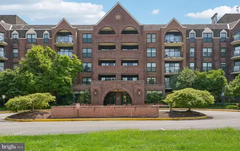 2100 Langston Blvd #535, Arlington, VA 22201
