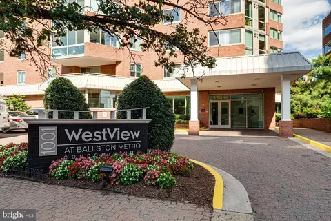 1001 N Vermont St #802, Arlington, VA 22201