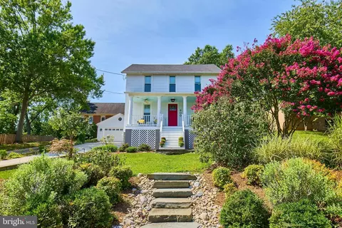 900 N Frederick St, Arlington, VA 22205