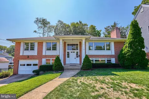 6036 25th St N, Arlington, VA 22207