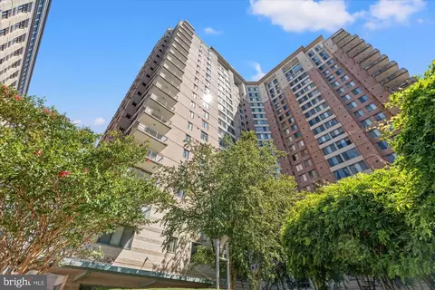 851 N Glebe Rd #1611, Arlington, VA 22203