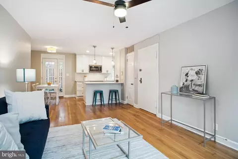 2840 S Abingdon St #A1, Arlington, VA 22206