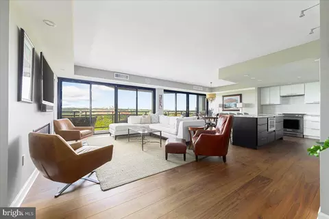 1530 Key Blvd #904, Arlington, VA 22209