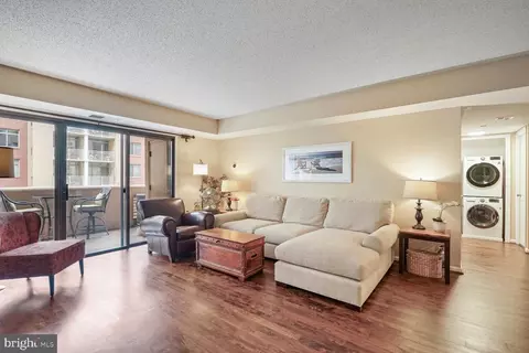1301 N Courthouse Rd N #610, Arlington, VA 22201