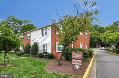 2637 S Walter Reed Dr #D, Arlington, VA 22206