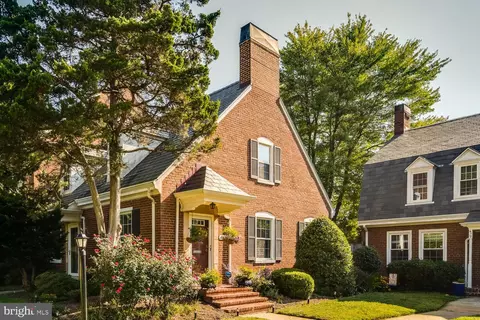 4119 36th St S, Arlington, VA 22206