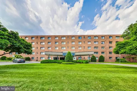 3515 Washington Blvd #301, Arlington, VA 22201
