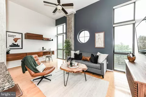 2720 S Arlington Mill Dr #309, Arlington, VA 22206