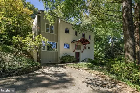 2248 N Quebec St, Arlington, VA 22207
