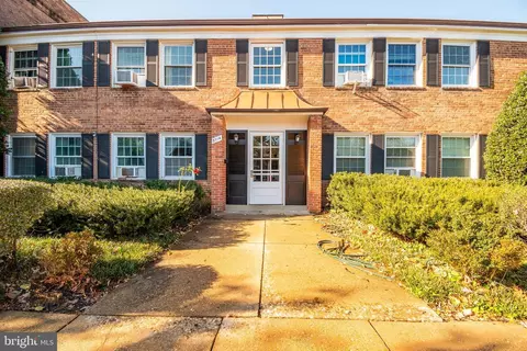 5114 Columbia Pike #6, Arlington, VA 22204