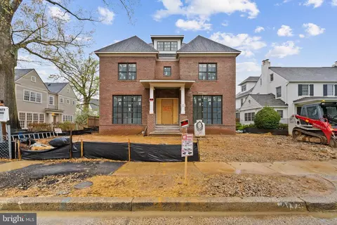 3173 20th St N, Arlington, VA 22201