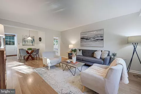 205 N George Mason Dr #205-3, Arlington, VA 22203