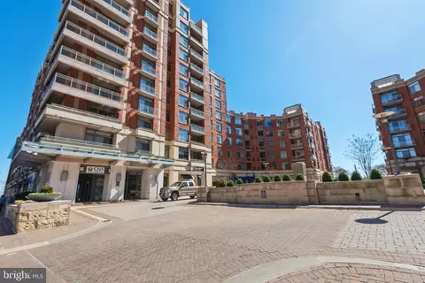 3650 S Glebe Rd #456, Arlington, VA 22202