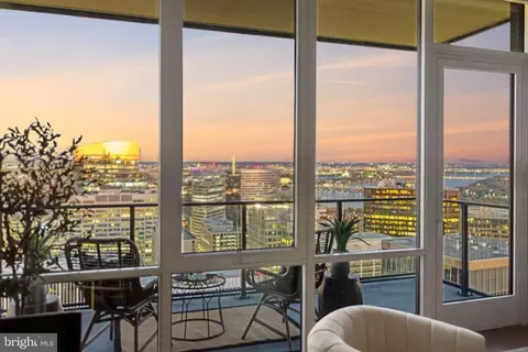 1781 N Pierce St #2404, Arlington, VA 22209