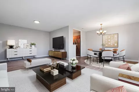 3701 5th St S #310, Arlington, VA 22204
