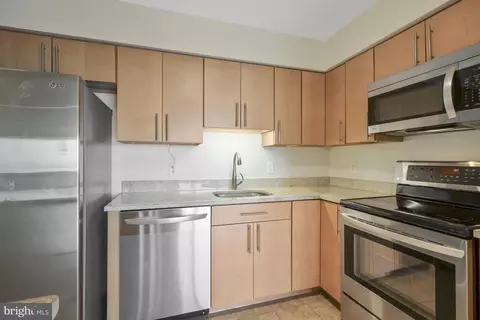 3800 Fairfax Dr #1310, Arlington, VA 22203
