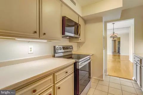 3800 Fairfax Dr #1307, Arlington, VA 22203