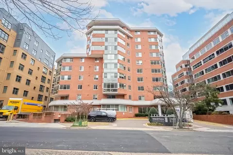 1001 N Vermont St N #311, Arlington, VA 22201