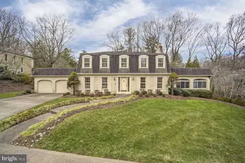 2792 N Quebec St, Arlington, VA 22207