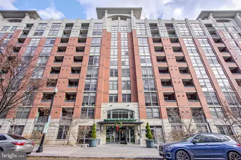1021 N Garfield St #733, Arlington, VA 22201