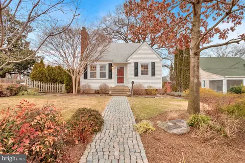 1801 S Quincy St S, Arlington, VA 22204