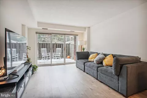 2100 Langston Blvd #226, Arlington, VA 22201