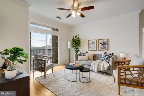 2321 25th St S #2-415, Arlington, VA 22206