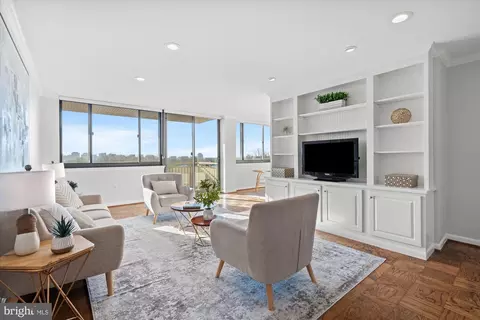 4201 Cherry Hill Rd #601, Arlington, VA 22207