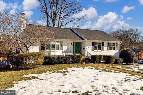 4001 N Woodstock St N, Arlington, VA 22207