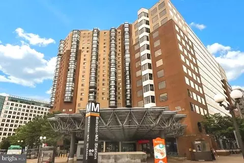 900 N Stafford St #1614, Arlington, VA 22203