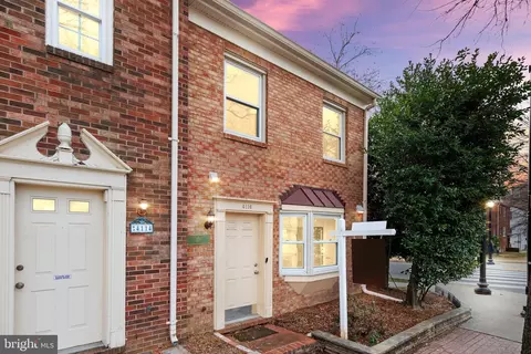 4116 Washington Blvd, Arlington, VA 22201