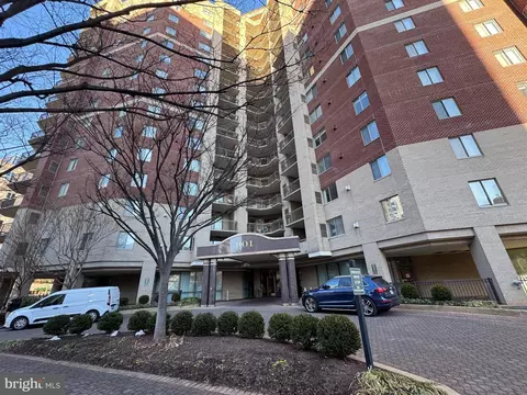 901 N Monroe St #1107, Arlington, VA 22201