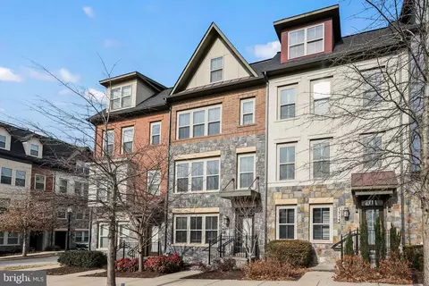 1715 13th Rd S, Arlington, VA 22204