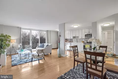 4343 Cherry Hill Rd #304, Arlington, VA 22207