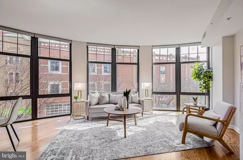 1021 N Garfield St N #337, Arlington, VA 22201
