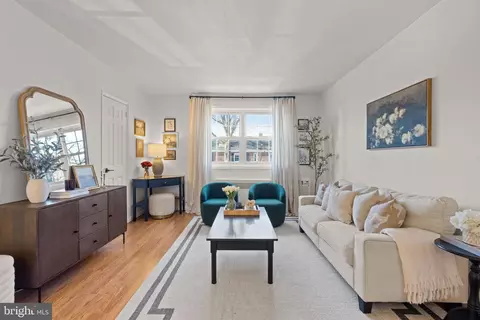 209 N Trenton St #209-2, Arlington, VA 22203