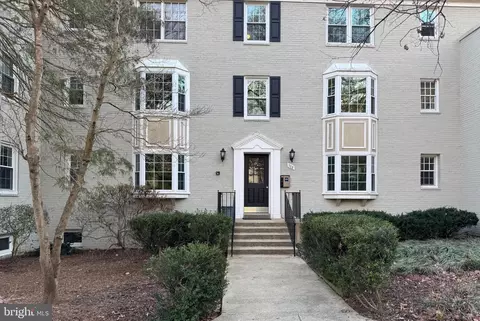 708 S Arlington Mill Dr #14101, Arlington, VA 22204