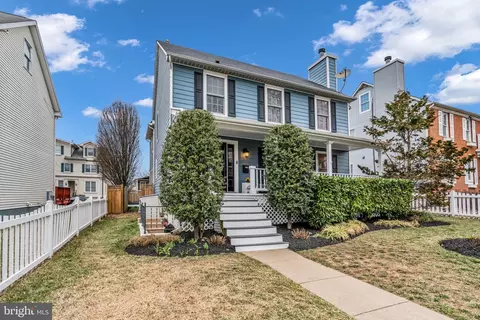 3023 18th St S, Arlington, VA 22204