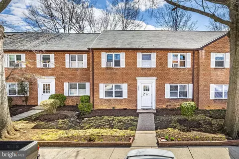 2808 A 16th Rd S #2808A, Arlington, VA 22204