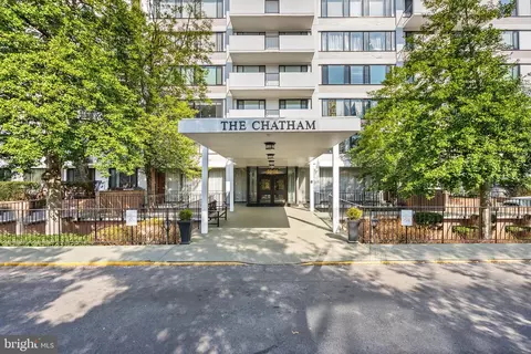 4501 Arlington Blvd #425, Arlington, VA 22203