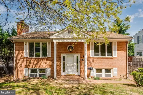 1911 S Kenmore St, Arlington, VA 22204