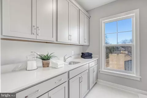 Other - 6607 29th St N, Arlington, VA 22213 photo 11 of 28